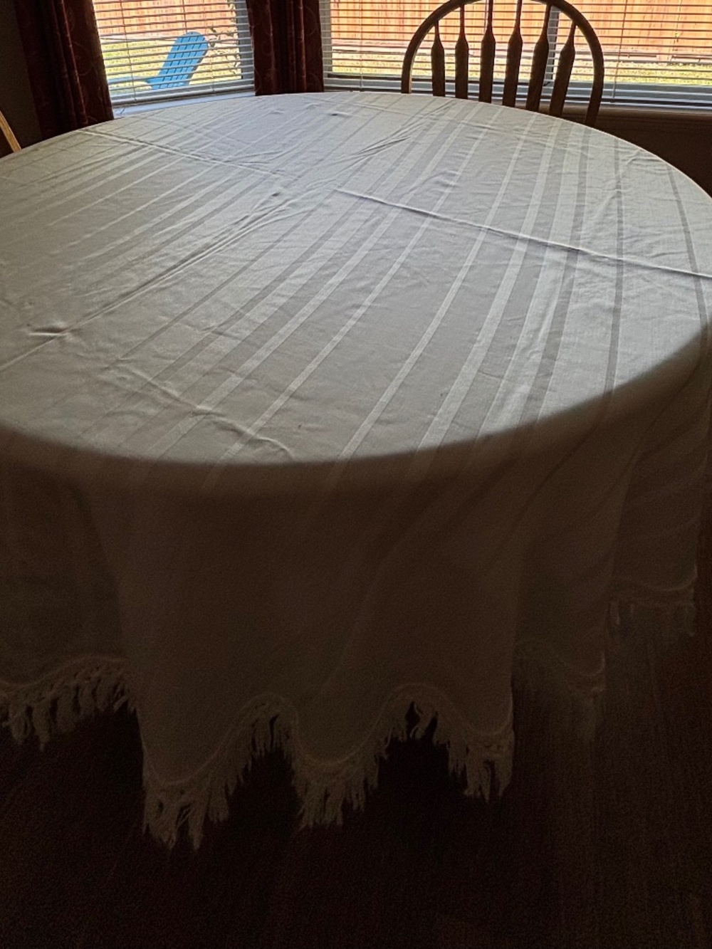 Round Tablecover with Fringe
